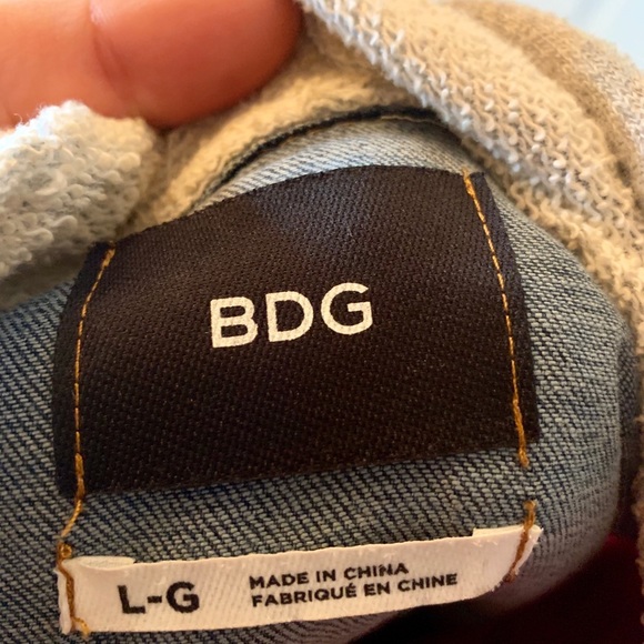 BDG Embroidered-Trim Hooded Denim Trucker Jacket - Picture 7 of 7